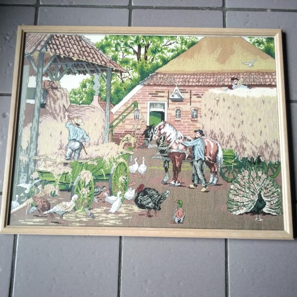 Prachtig ingelijst borduurwerk  hooitijd op de boerderij, Ophalen, Overige typen