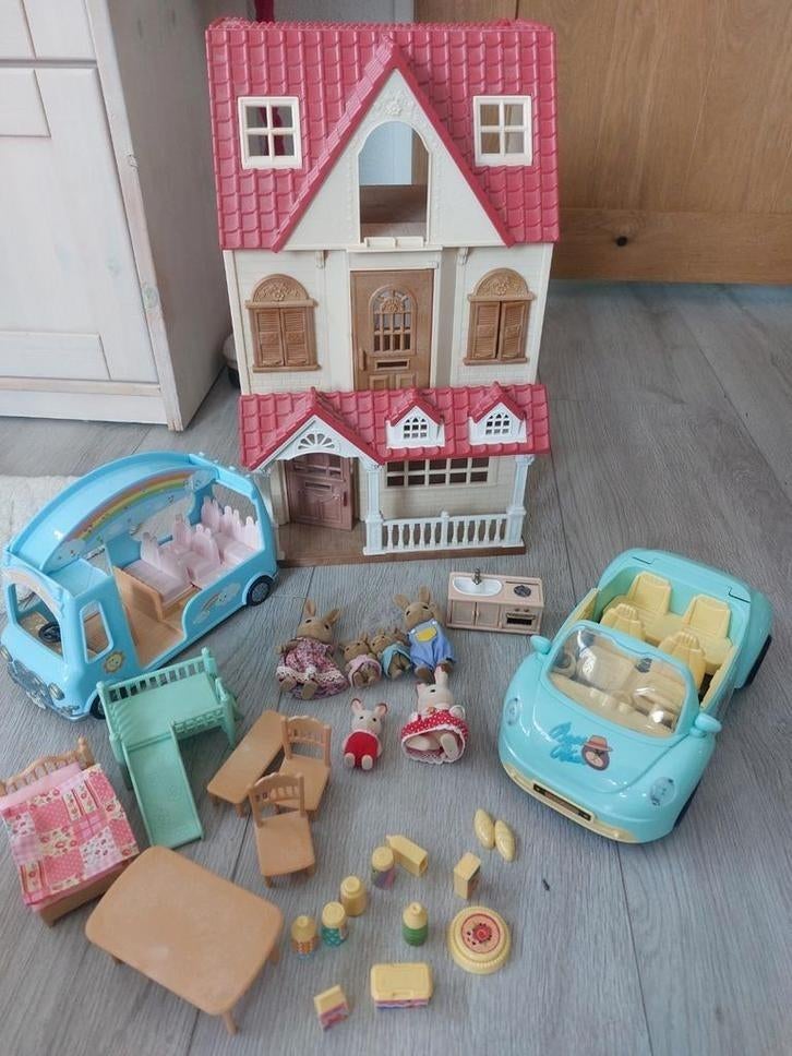 Set van Sylvanian families huizen met auto's, Kinderen en Baby's, Speelgoed | Poppenhuizen, Ophalen of Verzenden, Gebruikt, Poppenhuis