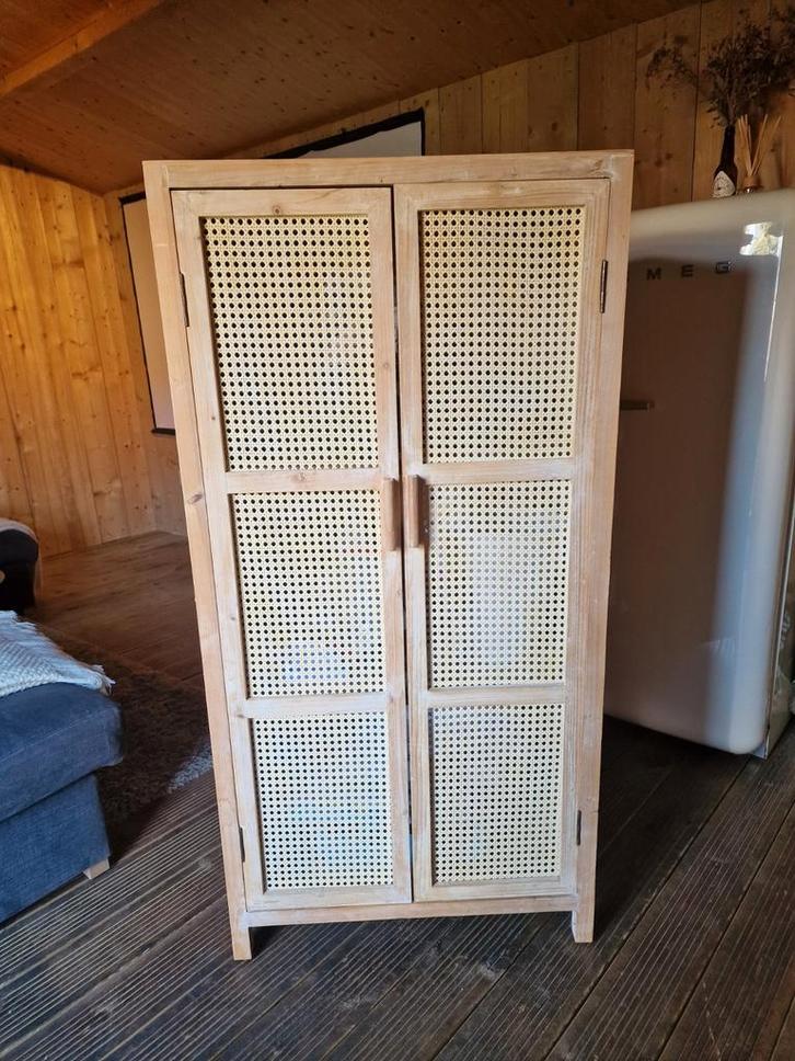 Rotan kast, Huis en Inrichting, Woonaccessoires | Kamerschermen, Zo goed als nieuw, Ophalen