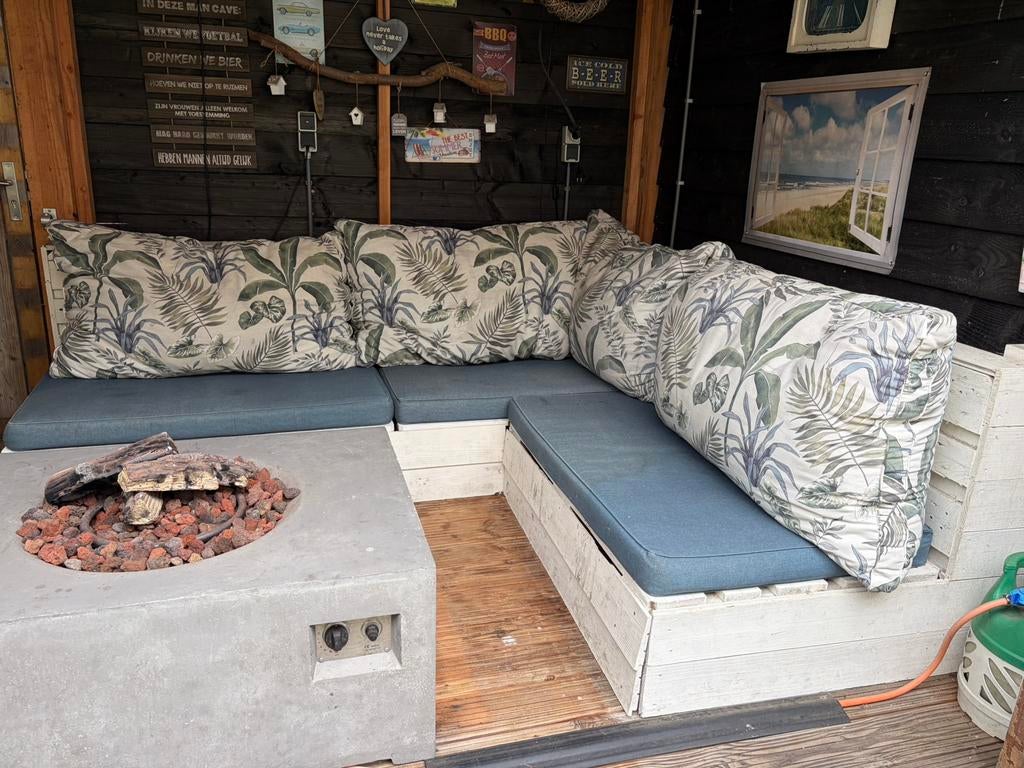 Pallet loungebank ( zonder vuurtafel ), Tuin en Terras, Ophalen, Gebruikt, Hout, Bank