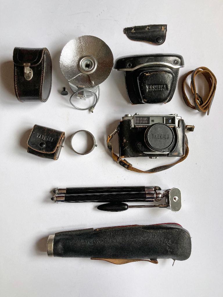YASHICA Minister vintage Camera, KOBOLD flits, DIA statief, Audio, Tv en Foto, Fotocamera's Analoog, Ophalen of Verzenden, Gebruikt