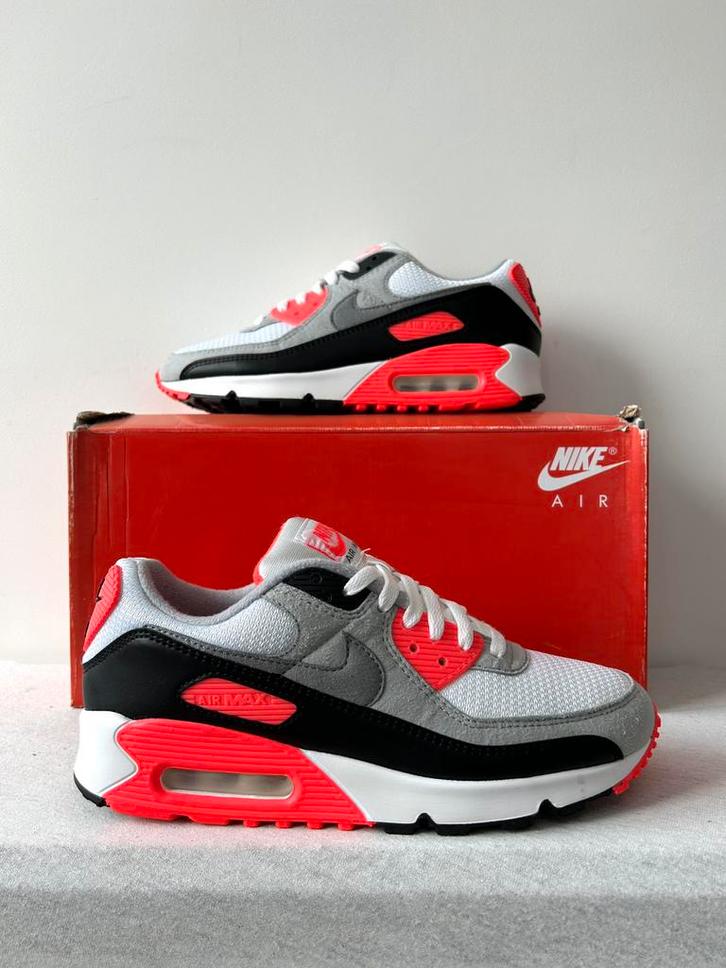 Nike Air Max 90 Infrared (EU 41), Kleding | Heren, Schoenen, Zo goed als nieuw, Sneakers of Gympen, Overige kleuren, Ophalen of Verzenden