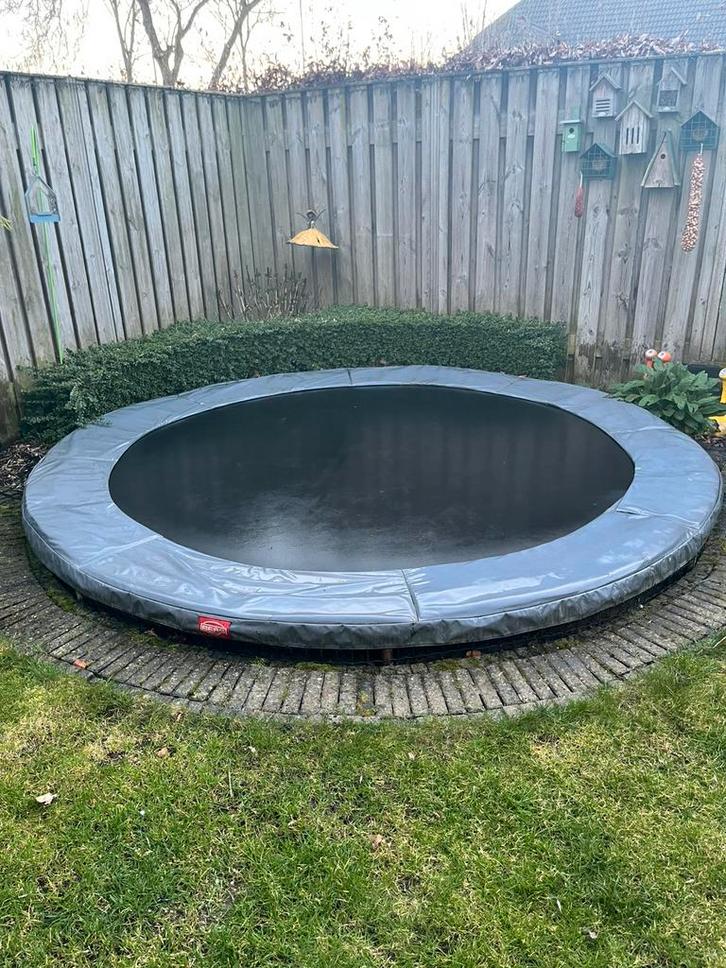 Trampoline van het merk Berg 330 cm. doorsnede, Kinderen en Baby's, Speelgoed | Buiten | Trampolines, Zo goed als nieuw, Ophalen