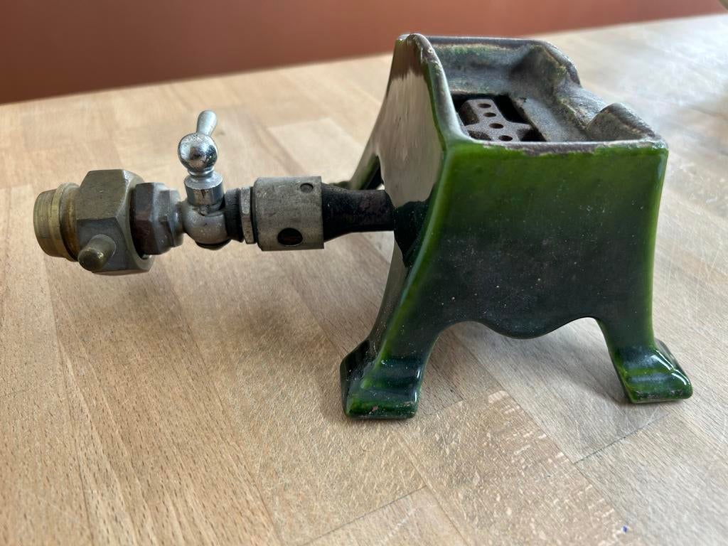 Antieke Groene Gietijzeren Gasbrander met Kraan, Antiek en Kunst, Ophalen of Verzenden