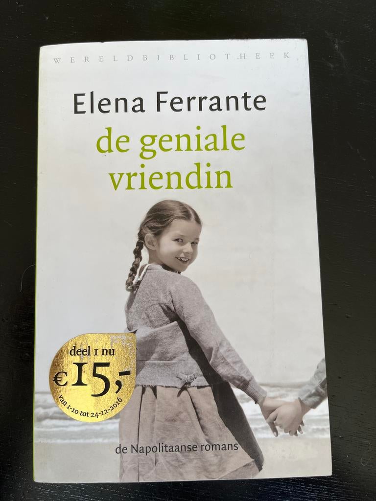De geniale vriendin - Elena Ferrante, Boeken, Ophalen of Verzenden, Gelezen, Nederland
