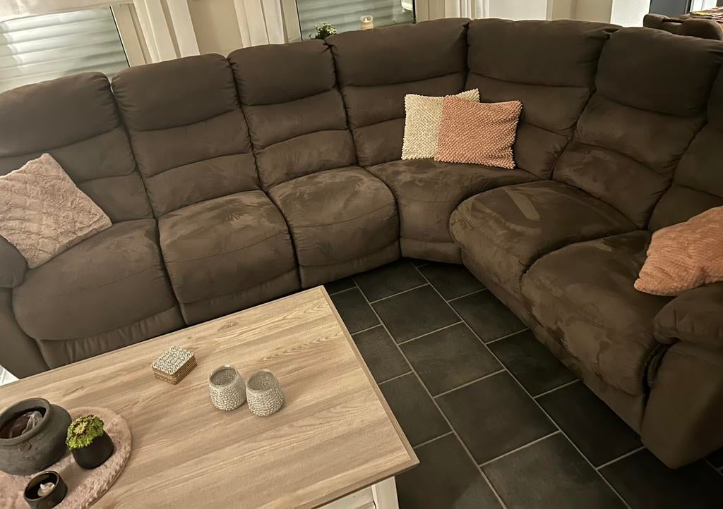 Comfortabele hoekbank met relaxfunctie – zeer ruim!, Ophalen, Zo goed als nieuw