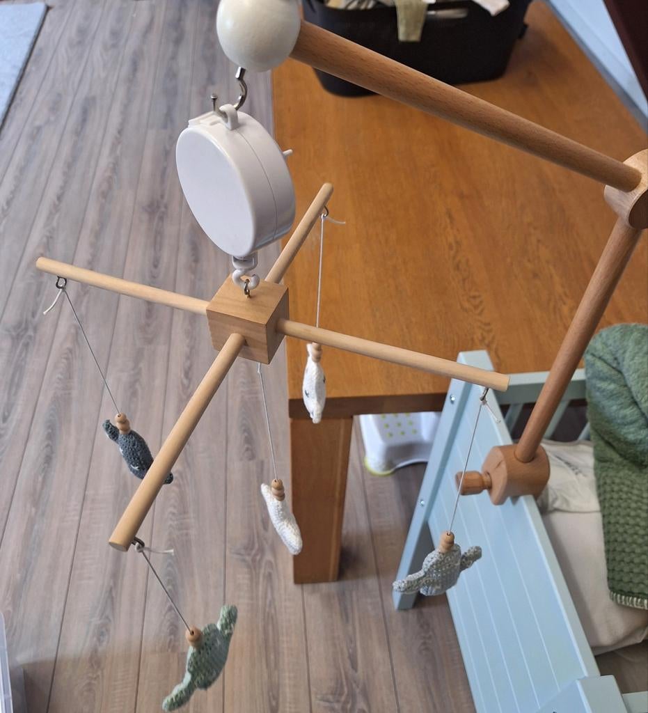 Boxmobiel van hout, Kinderen en Baby's, Ophalen, Zo goed als nieuw, Rond