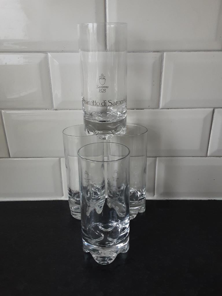 AMARETTO glazen, gouden letters, 4 stuks, Ophalen of Verzenden, Zo goed als nieuw, Borrel- of Shotglas