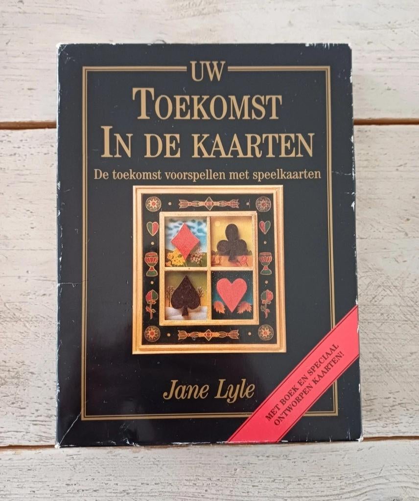Jane Lyle - Uw toekomst in de kaarten (Boek + Kaartset), Boeken, Esoterie en Spiritualiteit, Ophalen of Verzenden, Zo goed als nieuw