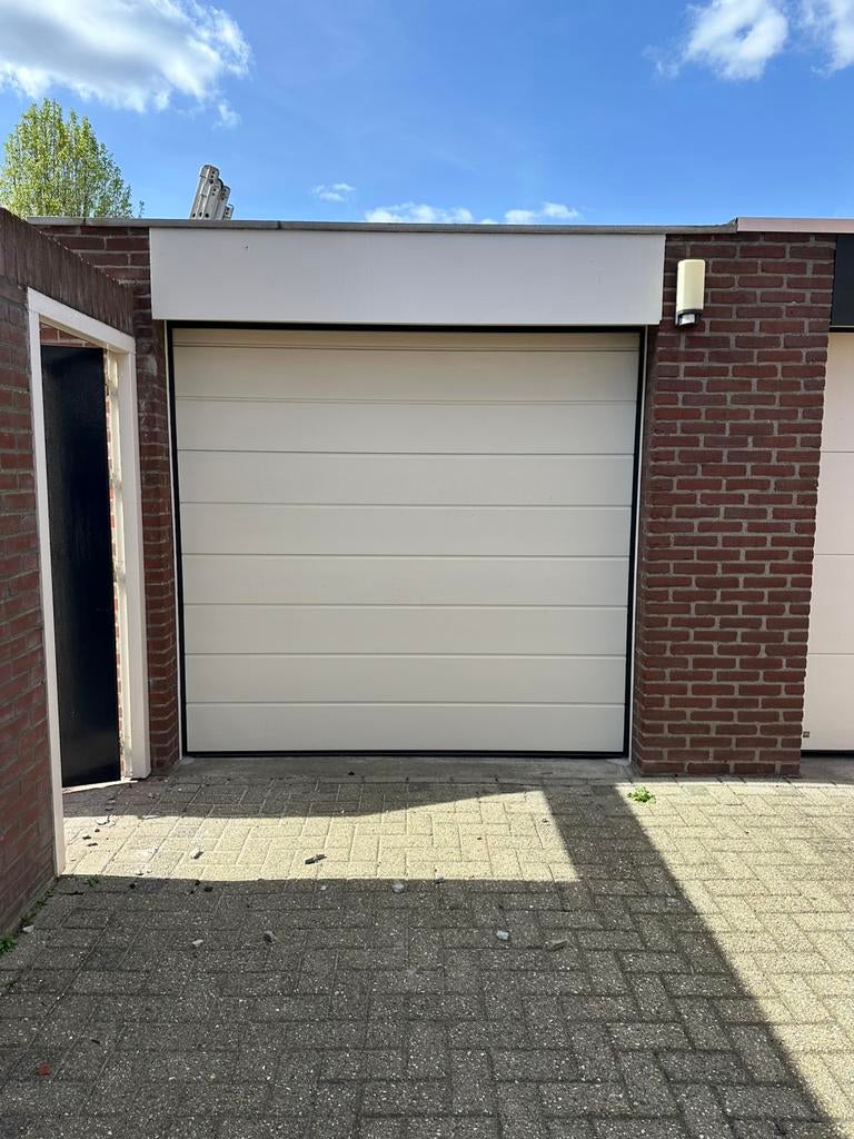 Garagepoort, Ophalen