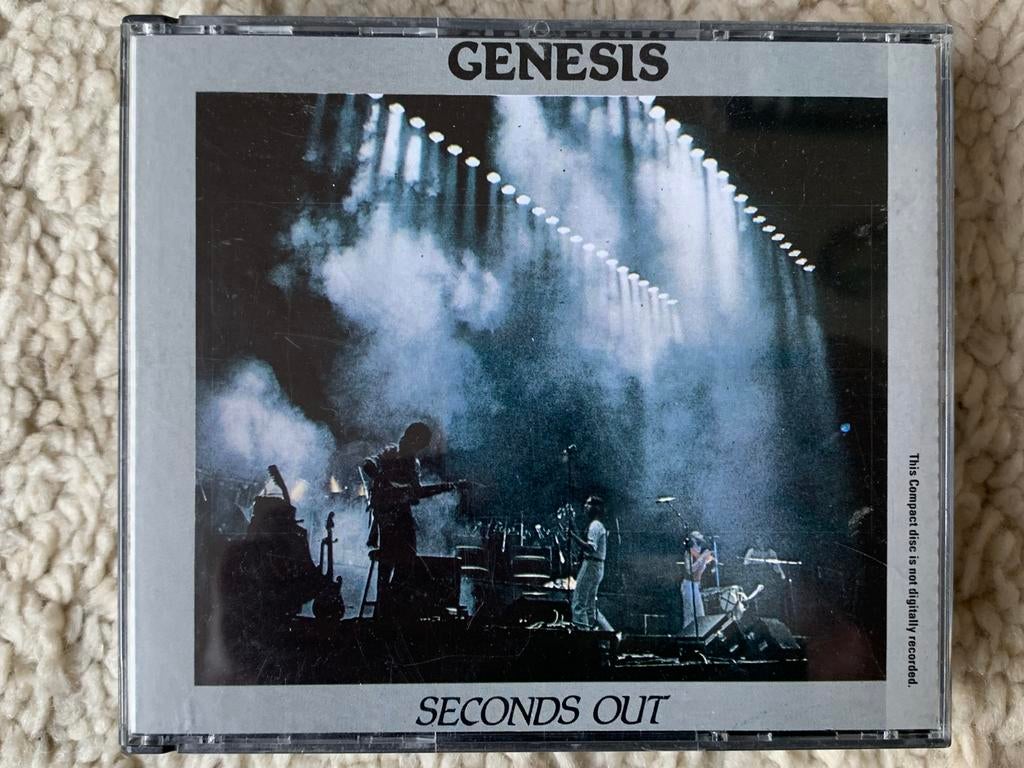 2 cds / Genesis / seconds out, Ophalen of Verzenden, 1980 tot 2000, Zo goed als nieuw