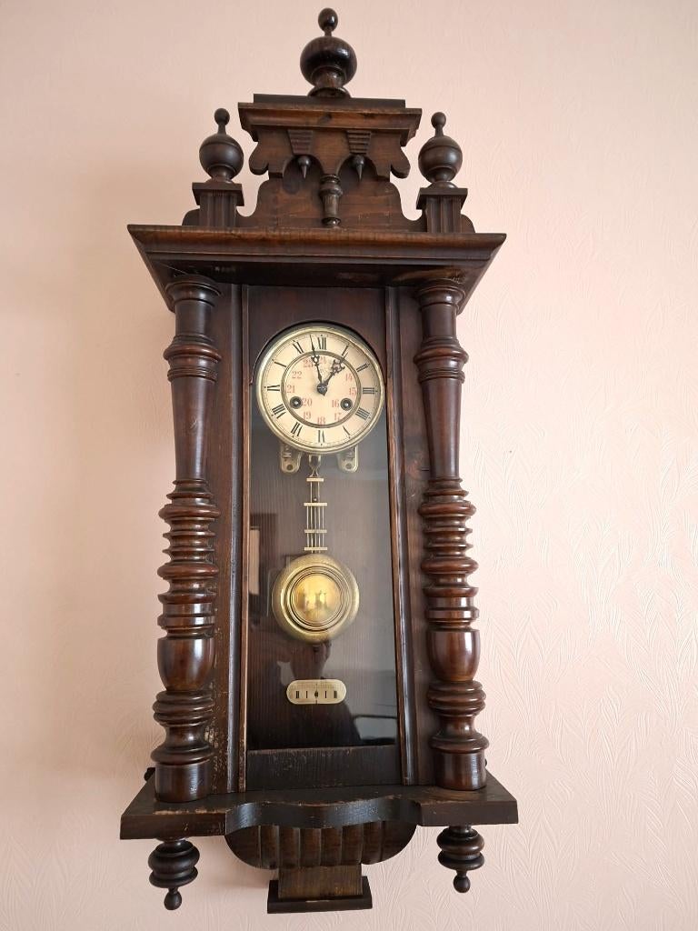 Antieke wandklok met slinger, Antiek en Kunst, Ophalen
