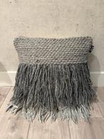 By-boo sierkussen grijs met franjes, Ophalen of Verzenden, Zo goed als nieuw