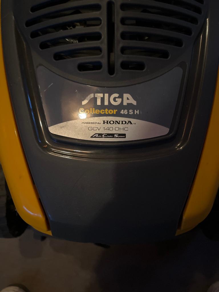 Tiga 46 s h gras maaier, Gebruikt, Benzine-grasmaaier, 50 cm of meer, Ophalen