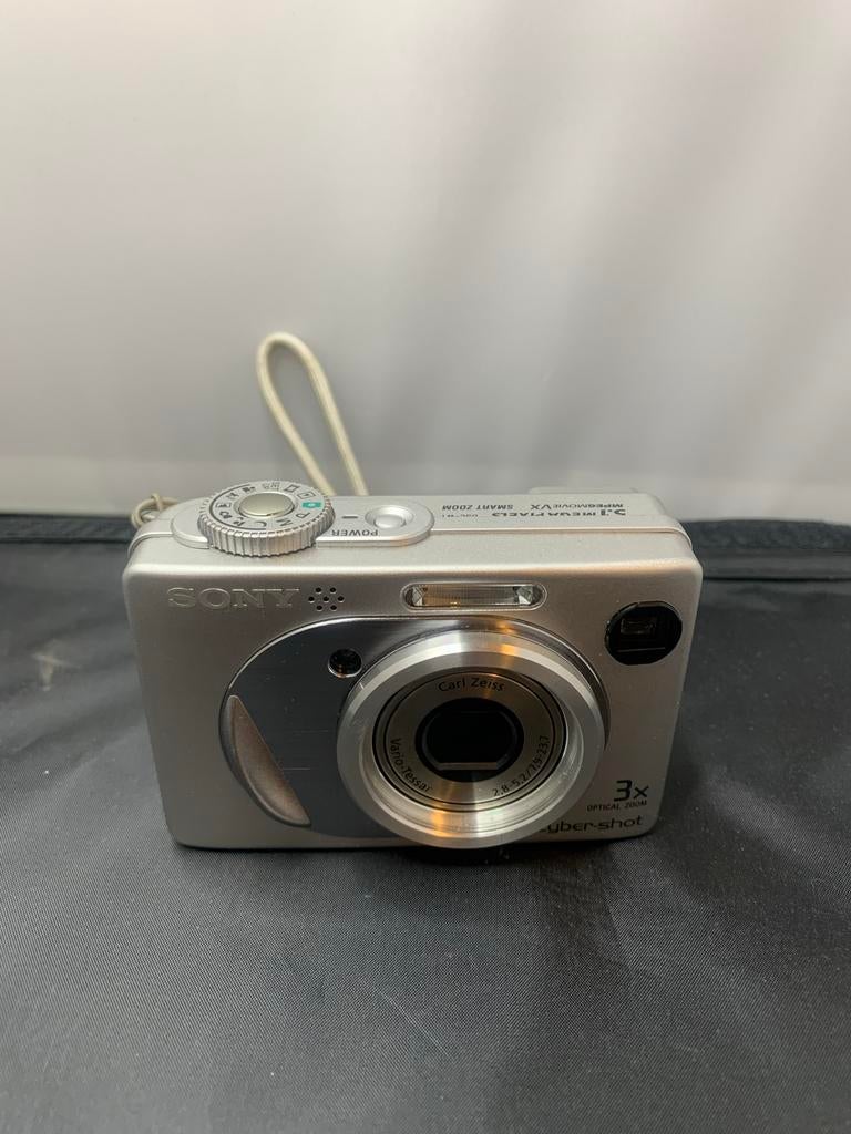 Sony Cybershot DSC-W1 Digitale Camera met accessoires, Gebruikt, Compact, Ophalen of Verzenden, Sony