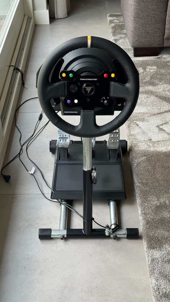 Thrustmaster tx leather edition on wheelstand pro, Spelcomputers en Games, Spelcomputers | Xbox | Accessoires, Gebruikt, Xbox One