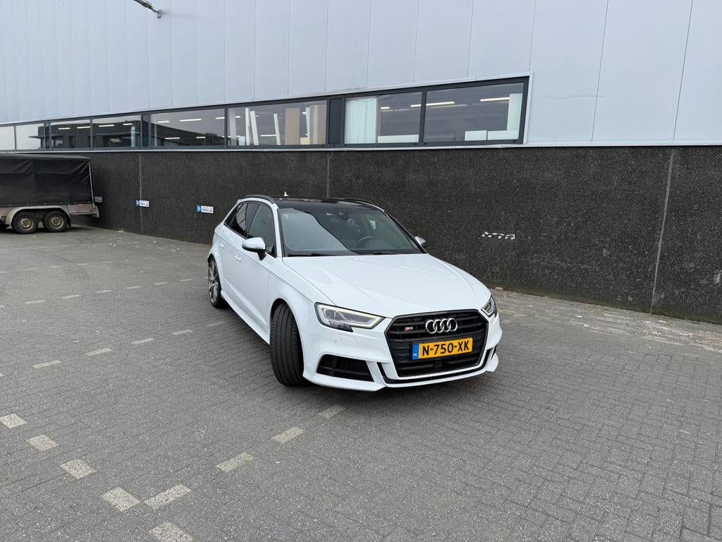 Audi A3 S3 2.0 Tfsi 310pk Quattro S Tronic 2018 Wit, Automaat, 15 km/l, Zwart, 4 cilinders