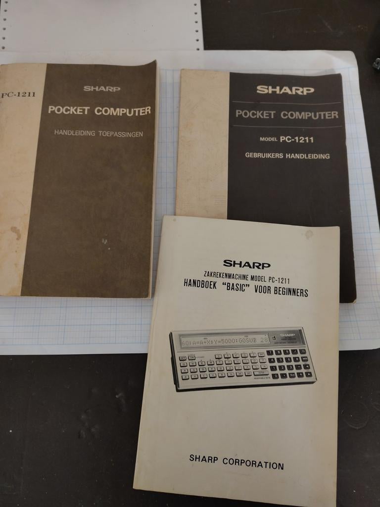 Sharp Pocket Computer handleidingen PC-1211, Ophalen of Verzenden, Gelezen