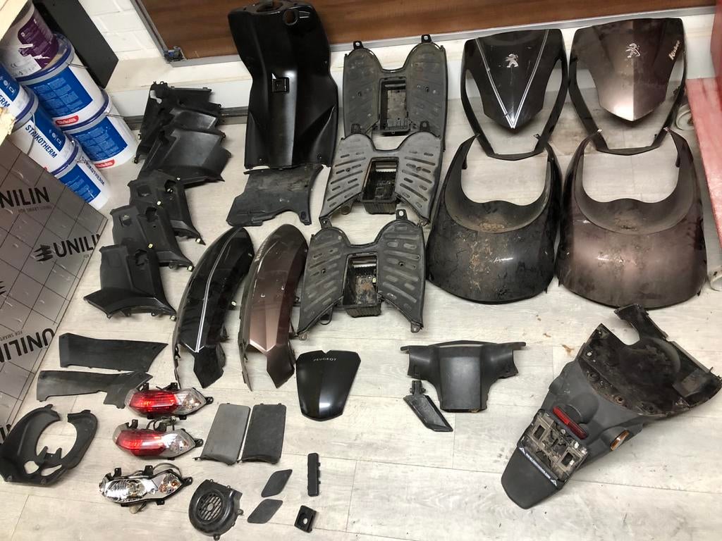 Peugeot Kisbee onderdelen: kappen, verlichting, etc., Ophalen of Verzenden, Gebruikt, Kap, Peugeot