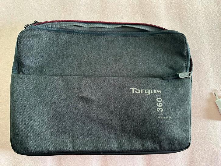 Targus 360 Perimeter laptop sleeve 13 inch - Zo goed als nie, Computers en Software, Laptophoezen, Zo goed als nieuw, 13 inch