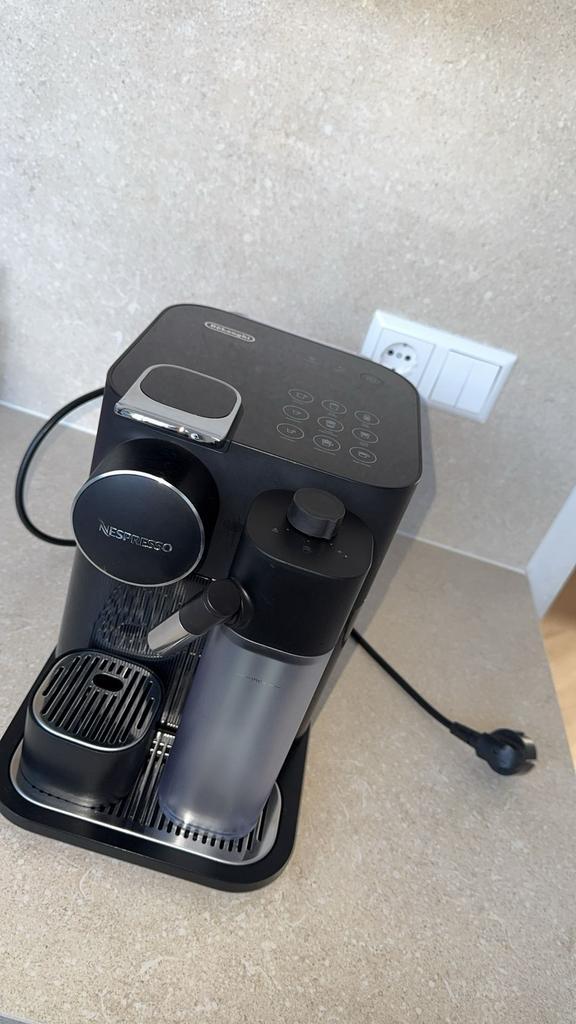 DeLonghi Nespresso Gran Lattissima, Witgoed en Apparatuur, Koffiezetapparaten, Ophalen of Verzenden