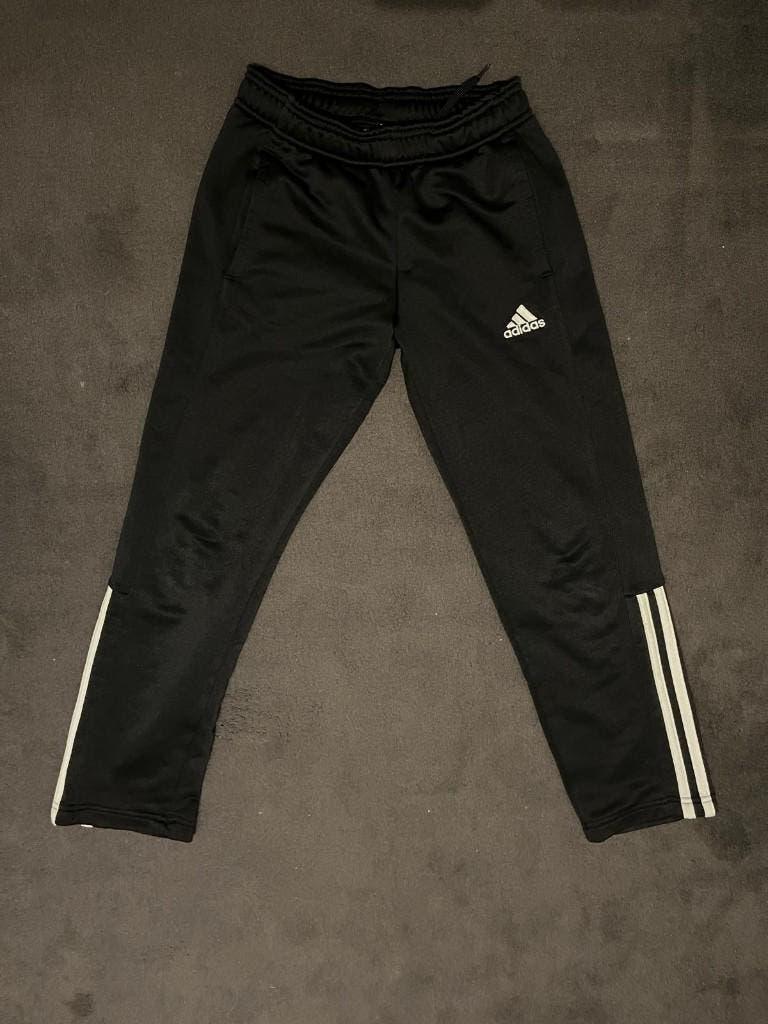 Adidas trainingsbroek maat 140 - zo goed als nieuw, Broek, Adidas, Ophalen of Verzenden, Zo goed als nieuw