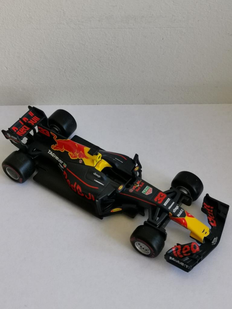 Red Bull 2017 RB13  1:32/Max Verstappen, Hobby en Vrije tijd, Modelauto's | 1:43, Ophalen, Zo goed als nieuw, Auto, Overige merken
