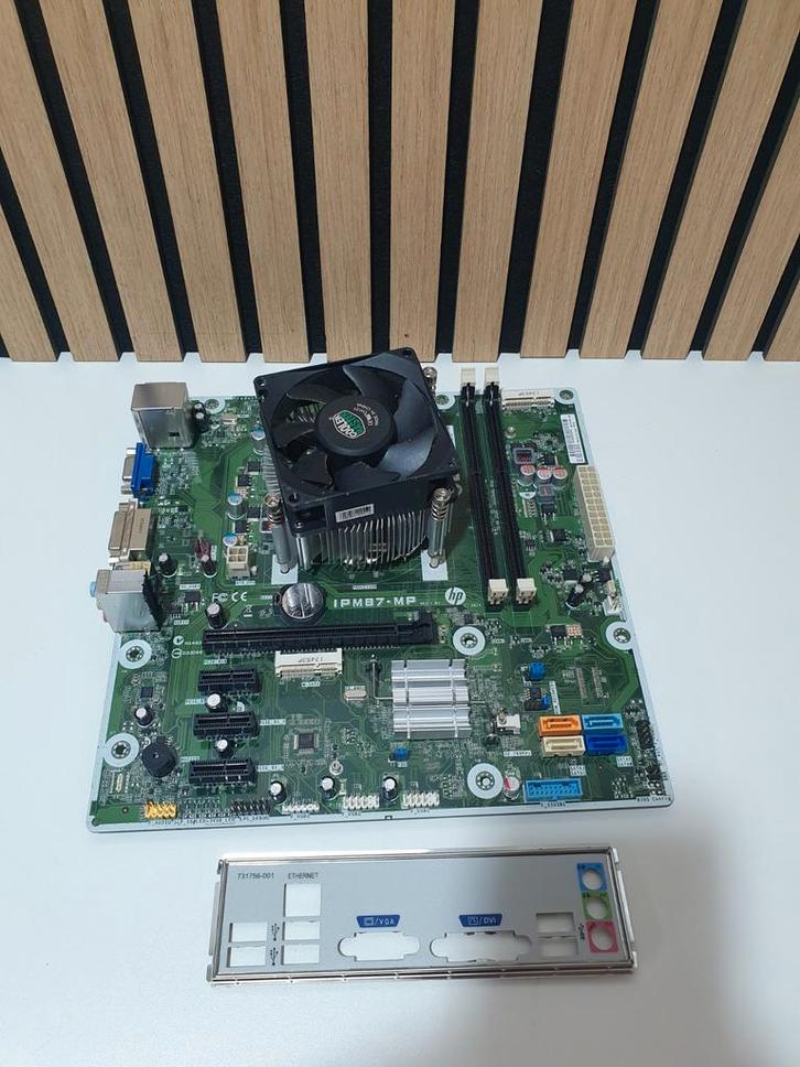 HP IPM87-MP Moederbord Socket 1150 + Intel Pentium G3220, Computers en Software, Moederborden, Zo goed als nieuw, Intel, DDR3