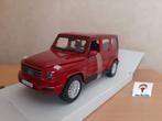 Mercedes Benz G klasse in rood metallic van Maisto 1:24