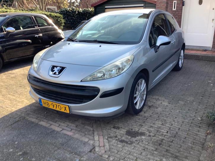 Peugeot 207 1.4 3DRS 2007 Grijs, Auto's, Peugeot, Particulier, Benzine, C, Hatchback, Handgeschakeld, Geïmporteerd, Zilver of Grijs