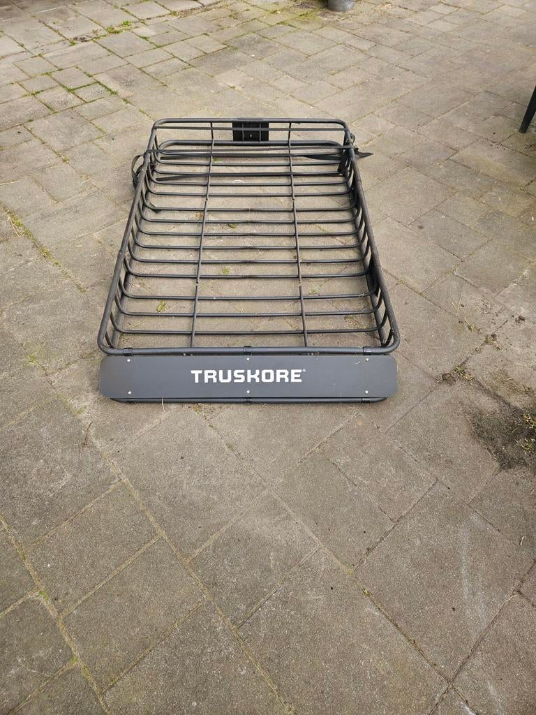 Truskore dakrek met dakdragers, Ophalen