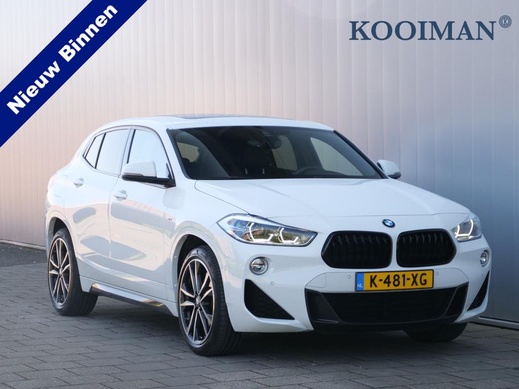 BMW X2 sDrive18i High Executive 141 Pk Automaat Navi / Pano-, Auto's, 745 kg, X2, Gebruikt, Leder en Stof