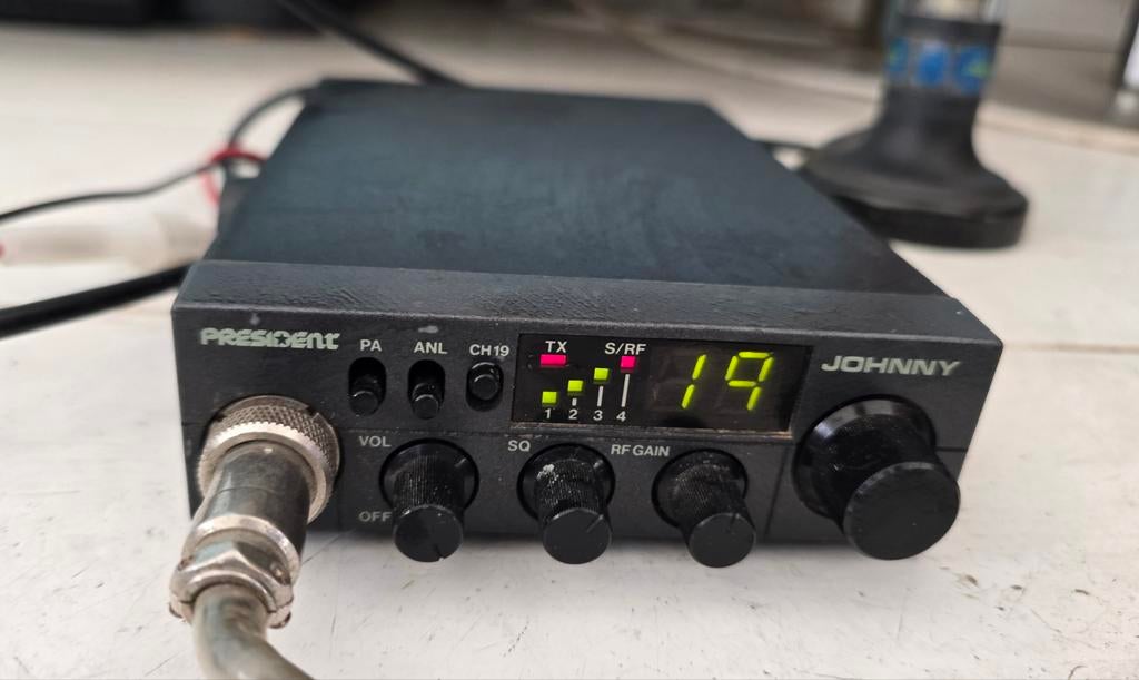 Vintage bakkie, President Johnny CB, Ophalen of Verzenden