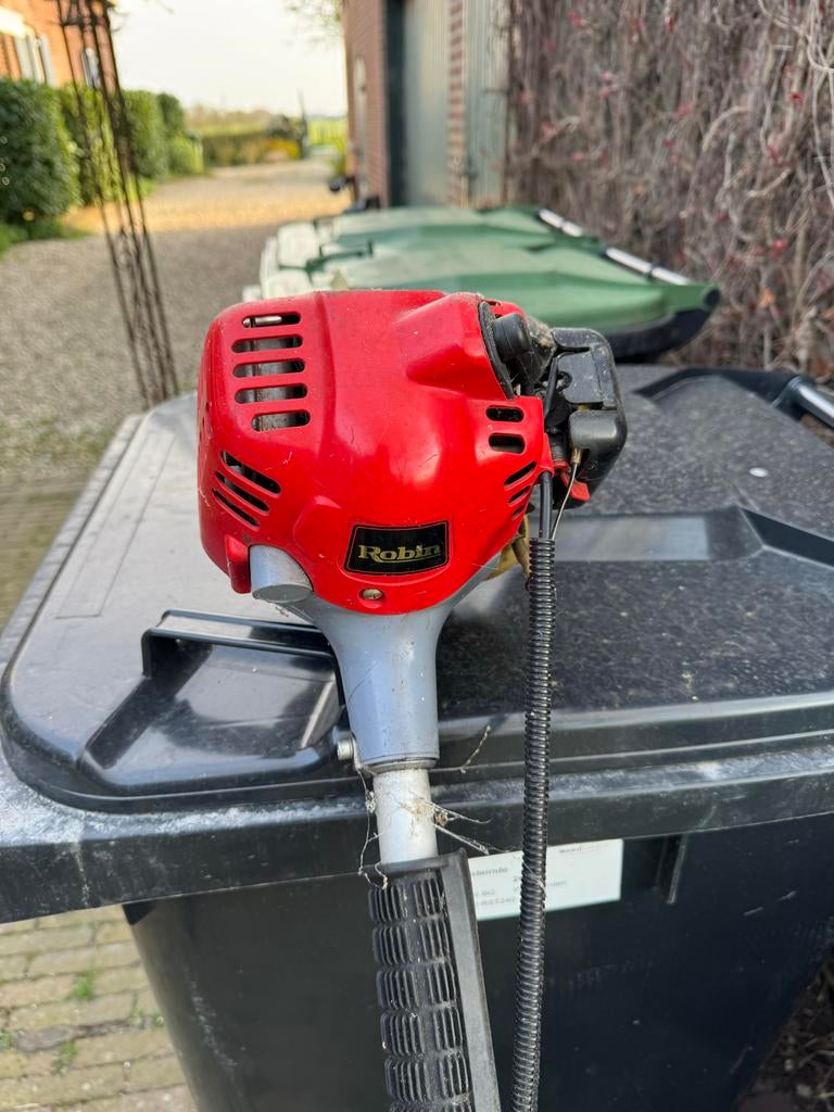 Robin bosmaaier/kantenmaaier, Ophalen of Verzenden, Gebruikt, 30 tot 50 cm, Benzine