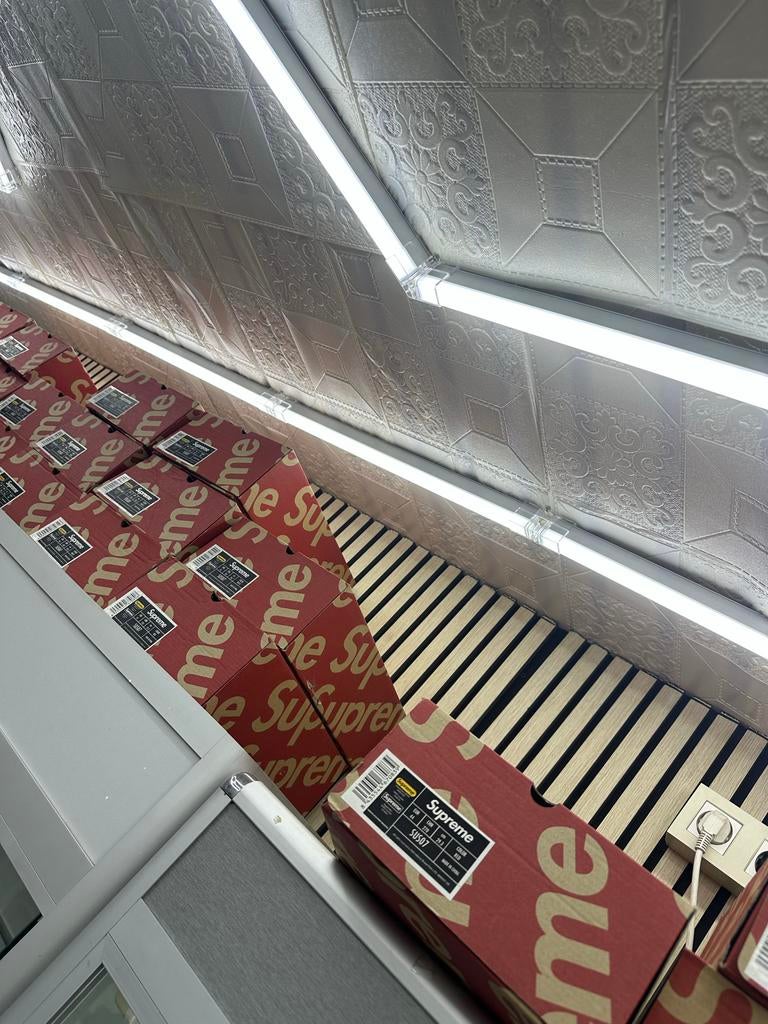 Supreme schoenen, Ophalen of Verzenden, Nieuw, Wit, Sneakers of Gympen