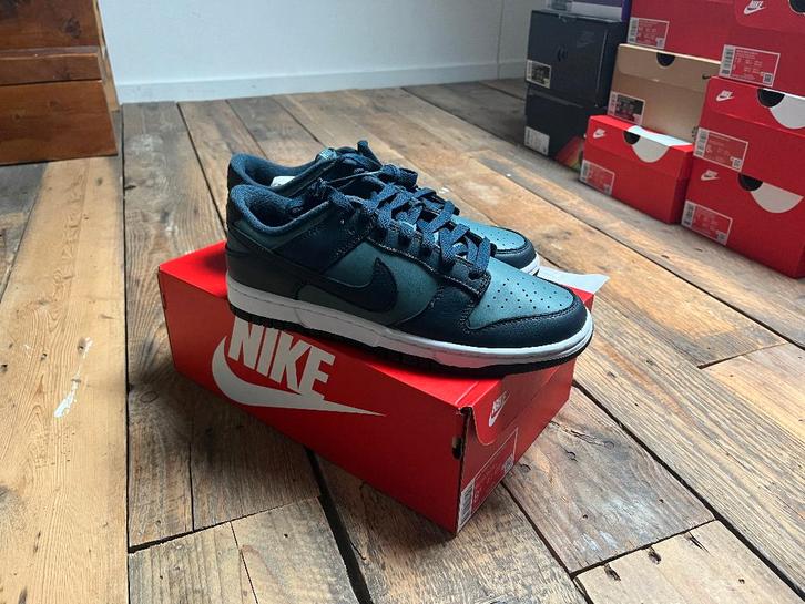 Nike Dunk Low Mineral Slate - 42, Kleding | Heren, Schoenen, Nieuw, Sneakers of Gympen, Blauw, Ophalen of Verzenden