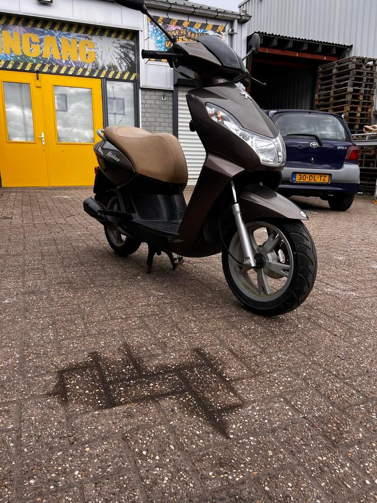 Peugeot Kisbee 2015 - Blauw kenteken met +-, Ophalen, Gebruikt, Overige modellen, Benzine