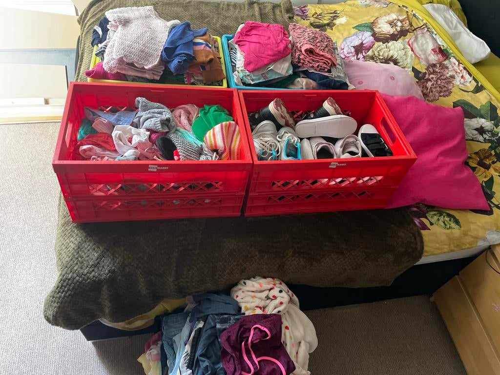 partij baby/kinderkleding, schoenen en volwassenkleding, Ophalen, Gebruikt