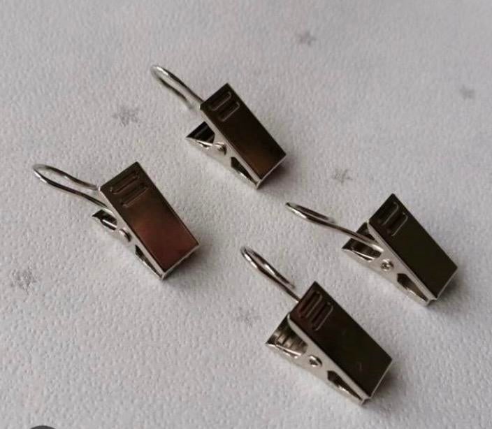 22 Knijpertjes, klemmetjes, met haakjes voor rattenmatjes,, Ophalen of Verzenden, Zo goed als nieuw