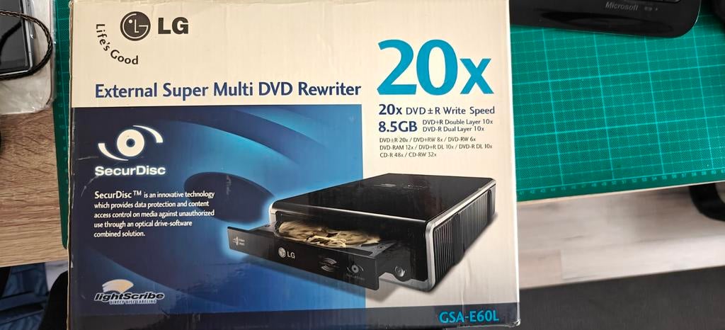 LG GSA-E60L Externe DVD Brander - Zo goed als nieuw, Dvd, Zo goed als nieuw, Extern, MacOS