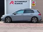 Volkswagen GOLF 1.5 eTSI R-Line Pano/Matrix/Blindspot, Auto's, 12 maanden, 4 cilinders, Alcantara, Bedrijf