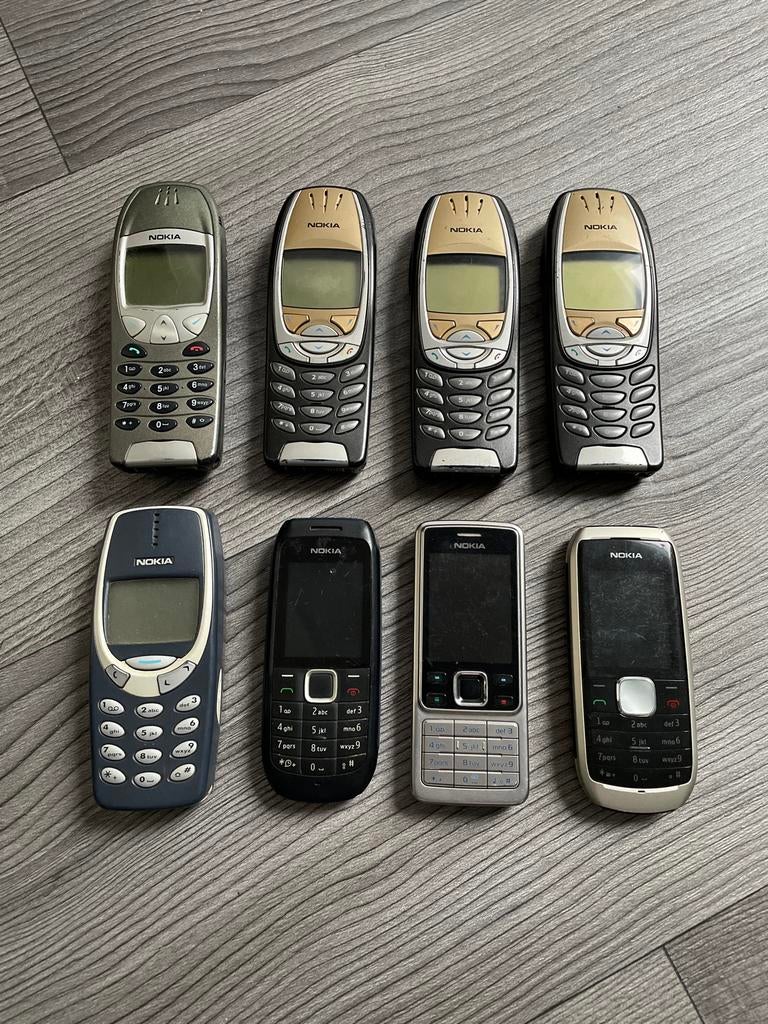 8 Oude Nokia telefoons - Diverse modellen voor verzamelaar, Telecommunicatie, Mobiele telefoons | Nokia, Ophalen, Geen camera