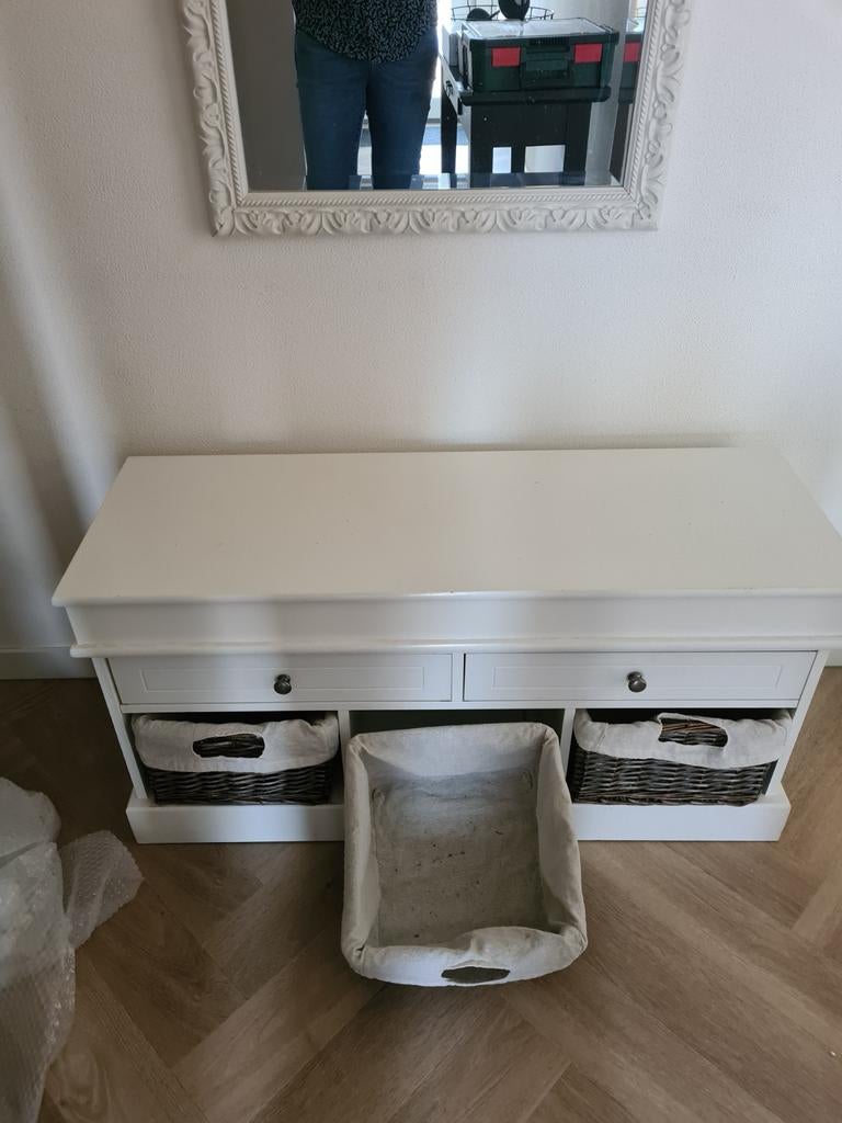 Wit schoenenkastje met mandjes, Ophalen of Verzenden