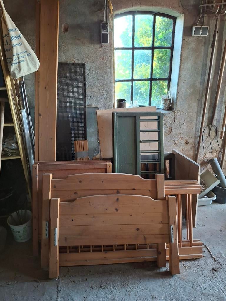 3x ledikant 1x 1 persoonsbed 90x200 trap hekje, Ophalen, Gebruikt, Ledikant