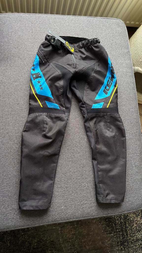 KENNY BMX broek – maat 22 (kindermaat), Motoren, Kleding | Motorkleding, Broek | textiel, Tweedehands, Ophalen of Verzenden