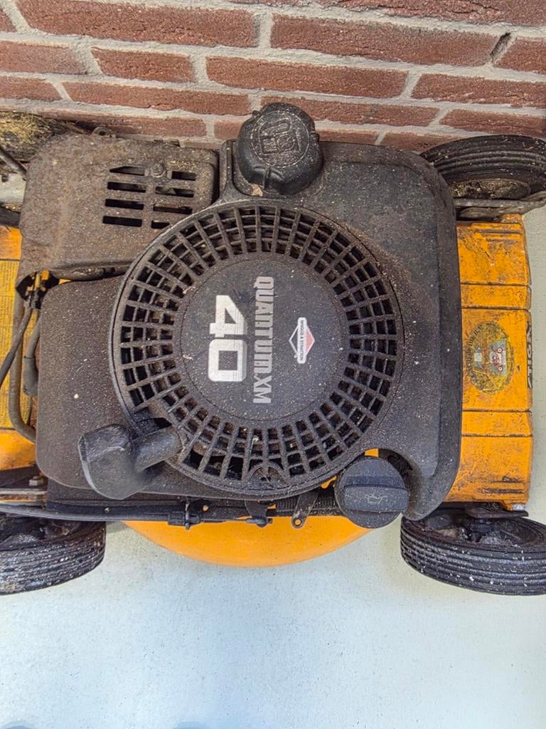 Degelijke grasmaaier met Briggs & Stratton motor, Ophalen, Cirkelmaaier, Gebruikt, Briggs & Stratton