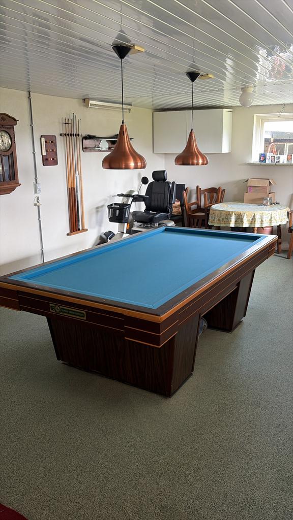 Biljarttafel met scorebord en keu, Ophalen of Verzenden, Gebruikt, Biljarttafel