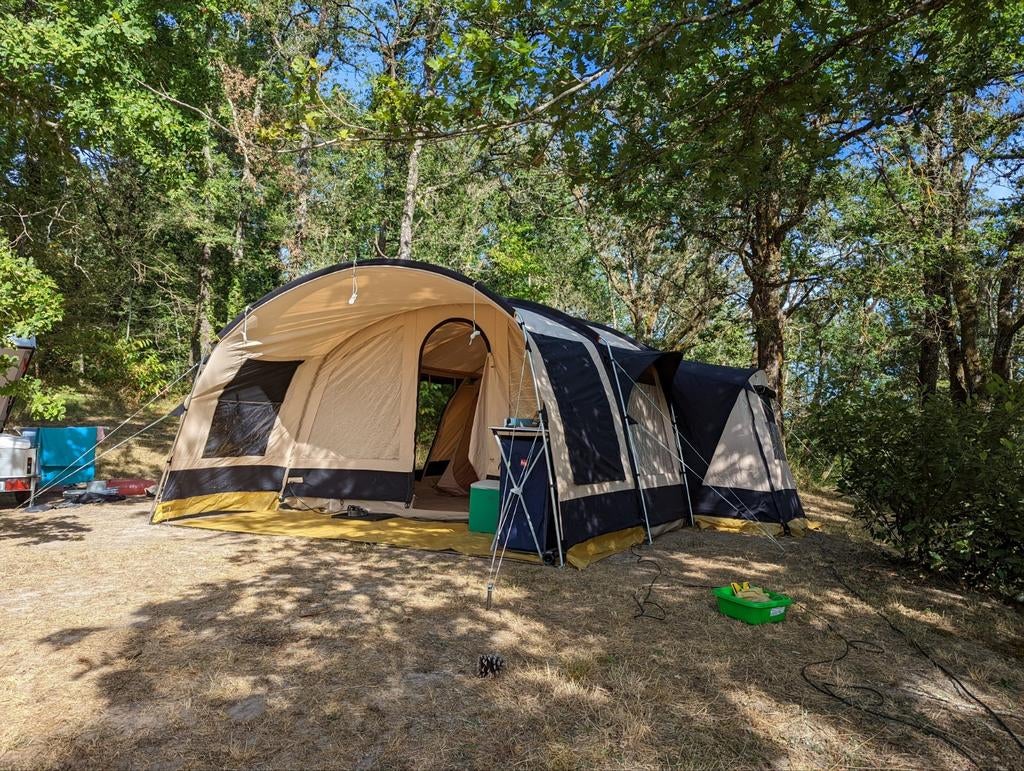 Obelink Amazonas 600 familietent, Ophalen, Gebruikt, Tot en met 6