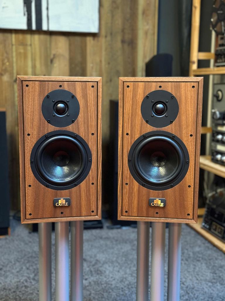 Castle Windsor earl, Audio, Tv en Foto, Luidsprekers, Gebruikt, Front, Rear of Stereo speakers, 120 watt of meer, Overige merken