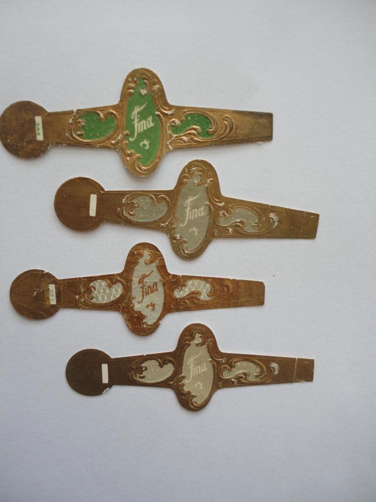 sigarenbandjes 32= 4st, Ophalen of Verzenden, Gebruikt, Sigarenbandjes